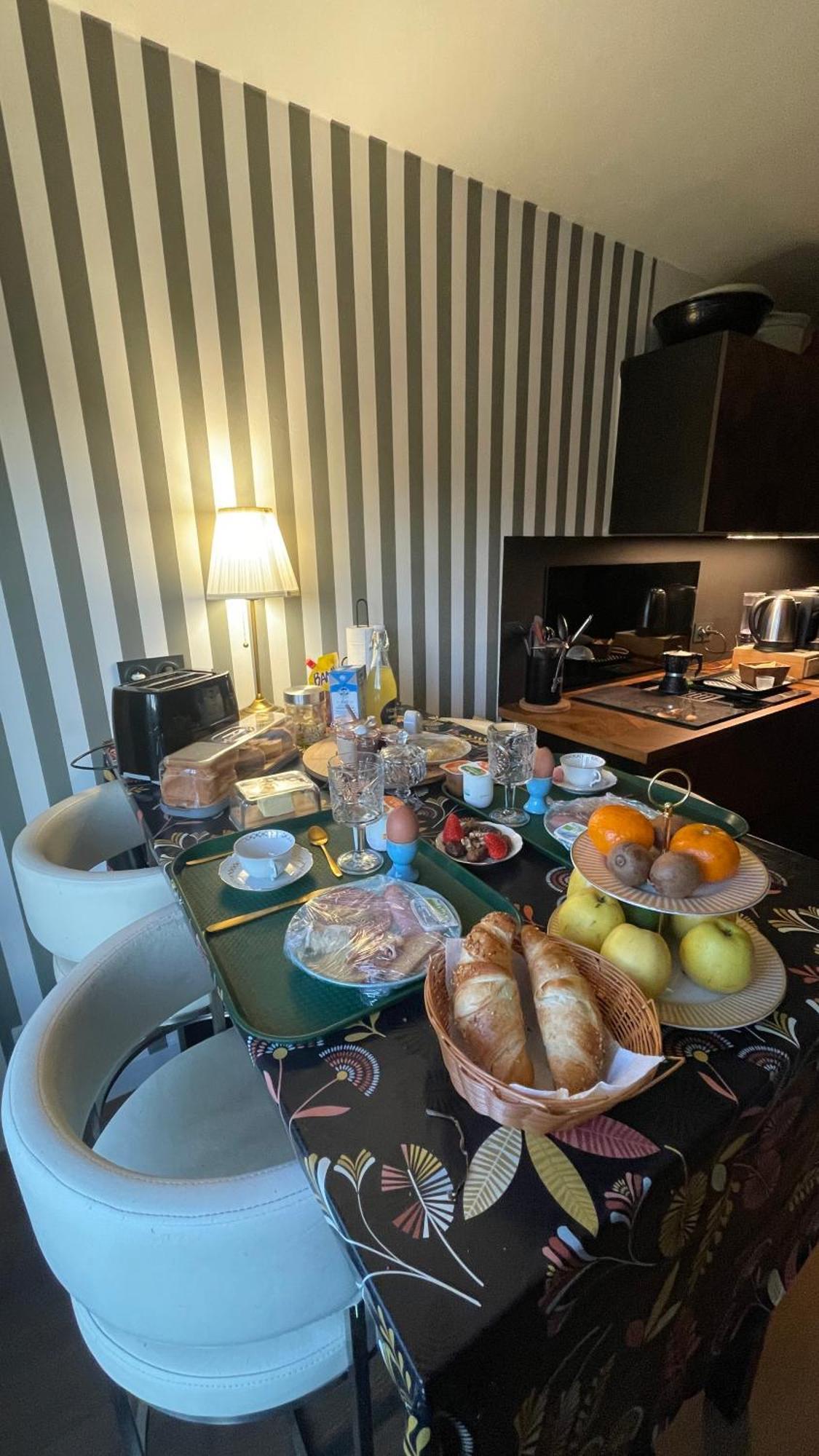 La Bonita Zen D'hote Pdj Inclus A 50m De La Gare Sncf Homestay Reims